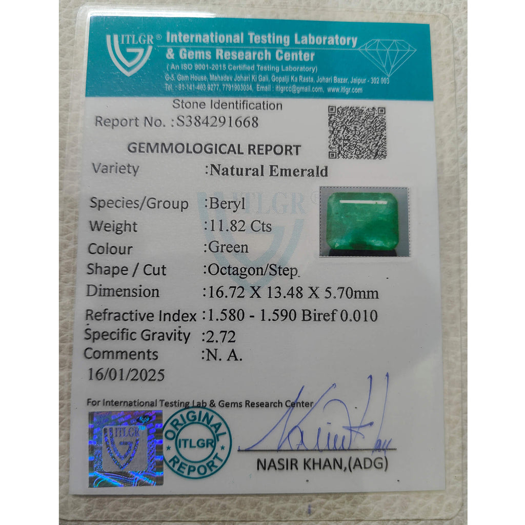 Natural Zambian Emerald (Panna) – 11.82 Carats